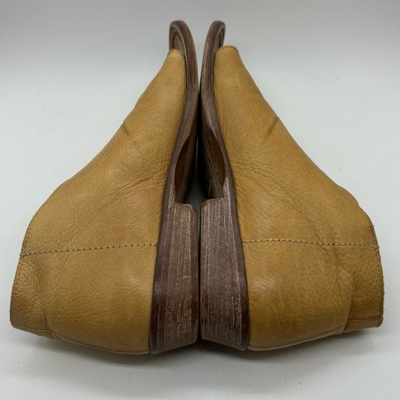 Free People Mont Blanc D'Orsay Sandal Women Size 37.5 US 7 Tan Leather Flat - Picture 5 of 9